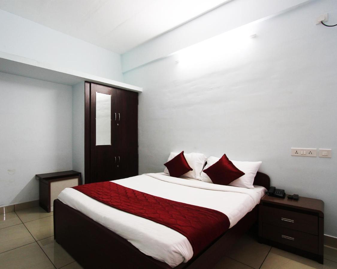 Lakshana Service Apartment - Big Temple Thanjavur Exteriör bild