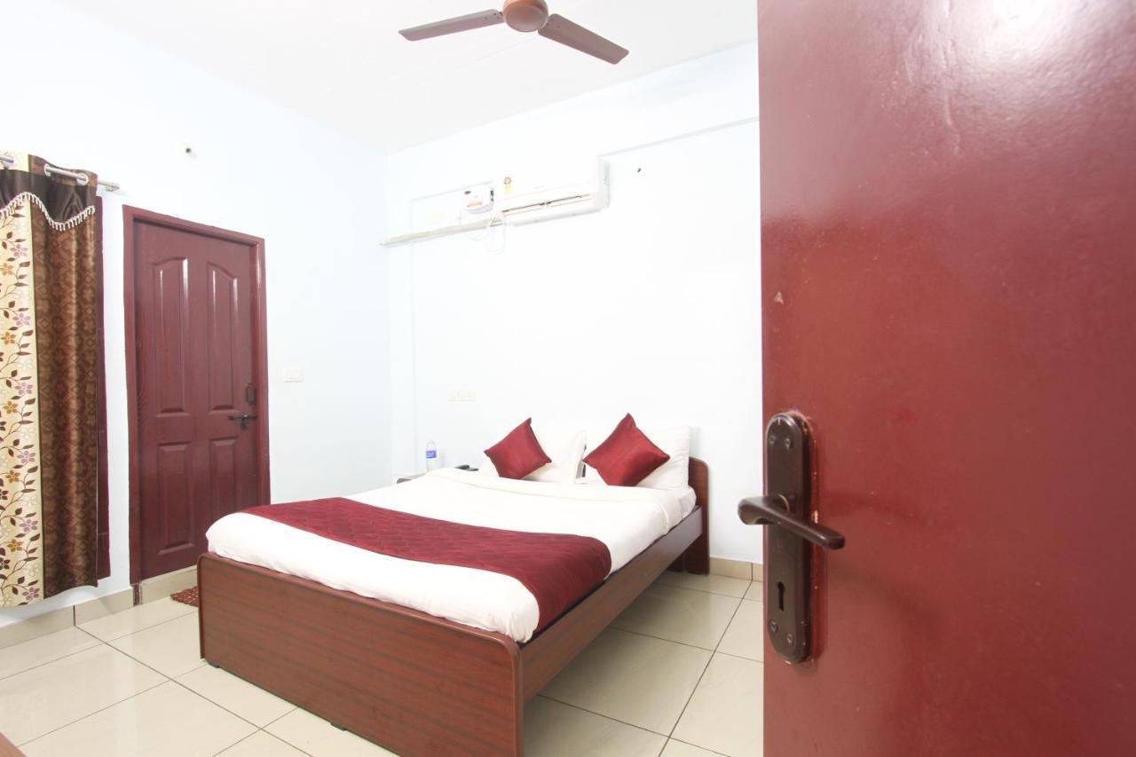 Lakshana Service Apartment - Big Temple Thanjavur Exteriör bild