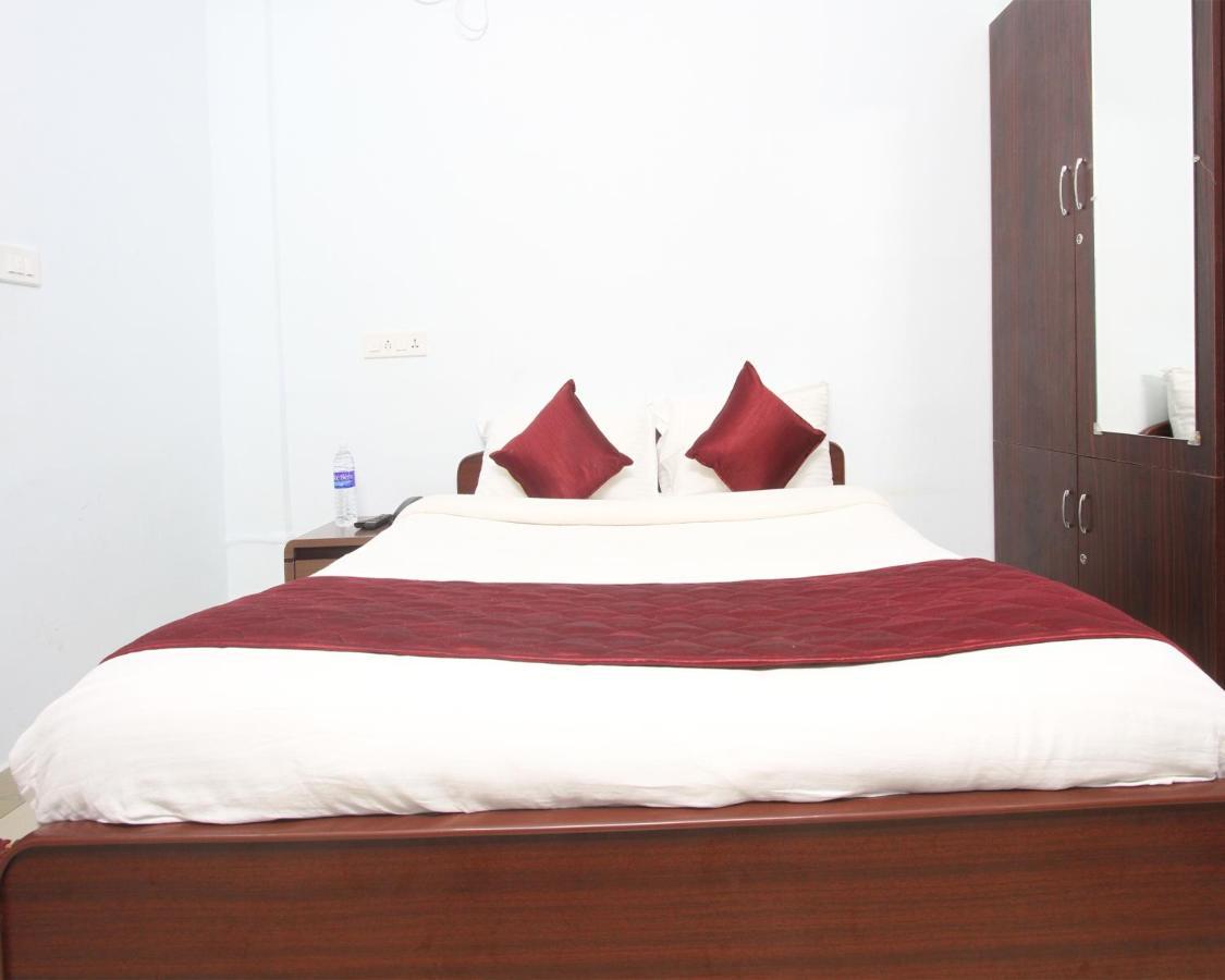 Lakshana Service Apartment - Big Temple Thanjavur Exteriör bild