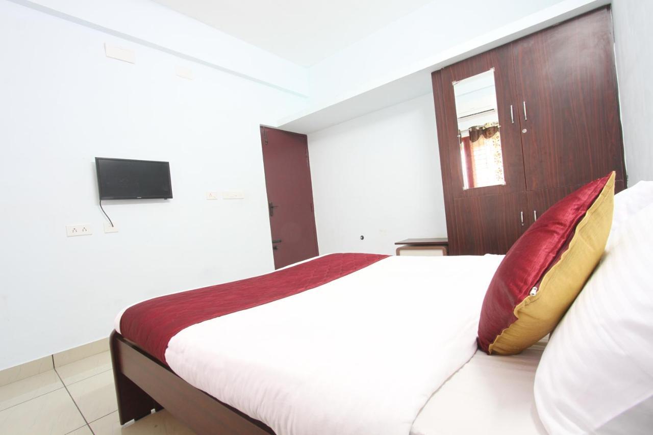 Lakshana Service Apartment - Big Temple Thanjavur Exteriör bild